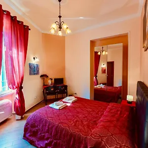 Miclad Colosseum Bed and breakfast